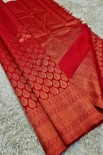 Effervescent Red Kanjivaram Silk Saree with Cynosure Blouse Piece