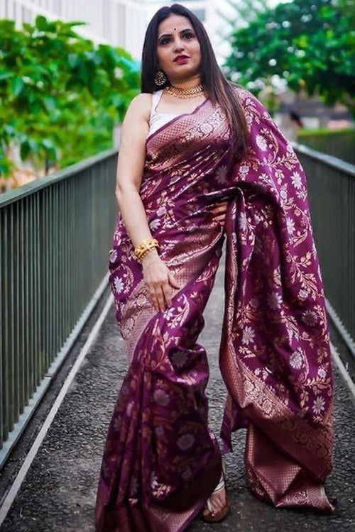 Load image into Gallery viewer, Forbearance Purple Soft Silk Saree With Scintilla Blouse Piece
