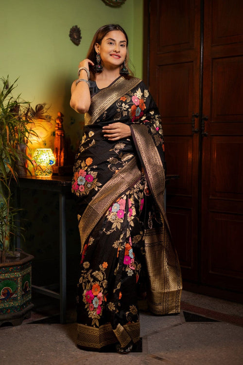 Load image into Gallery viewer, Charming Black Soft Banarasi Silk Saree With Hypnotic Blouse Piece
