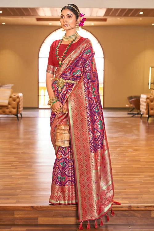 Load image into Gallery viewer, Demanding Purple Patola Silk Saree with Desiring Blouse Piece
