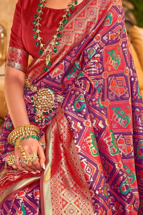 Load image into Gallery viewer, Demanding Purple Patola Silk Saree with Desiring Blouse Piece
