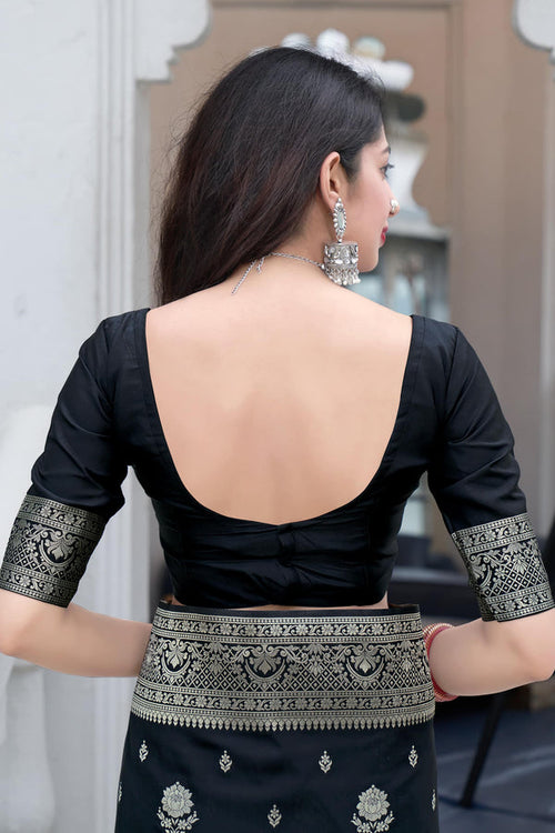 Load image into Gallery viewer, Engrossing Black Soft Silk Saree With Super classy Blouse Piece
