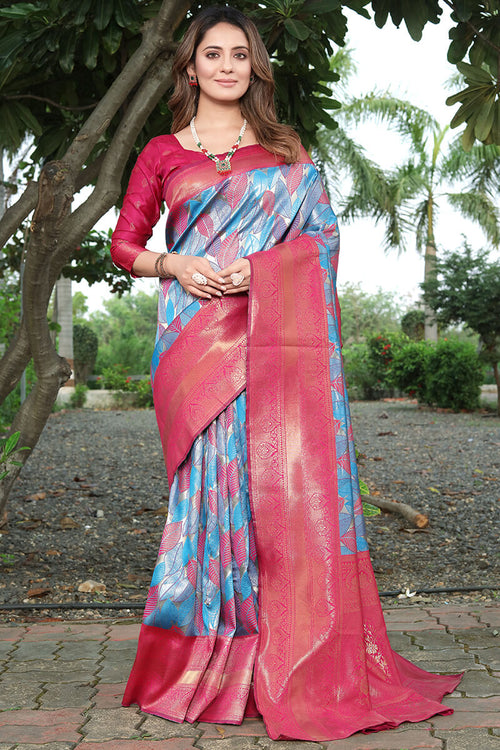 Load image into Gallery viewer, Fancifull Sky Kanjivaram Silk Saree With Twirling Blouse Piece
