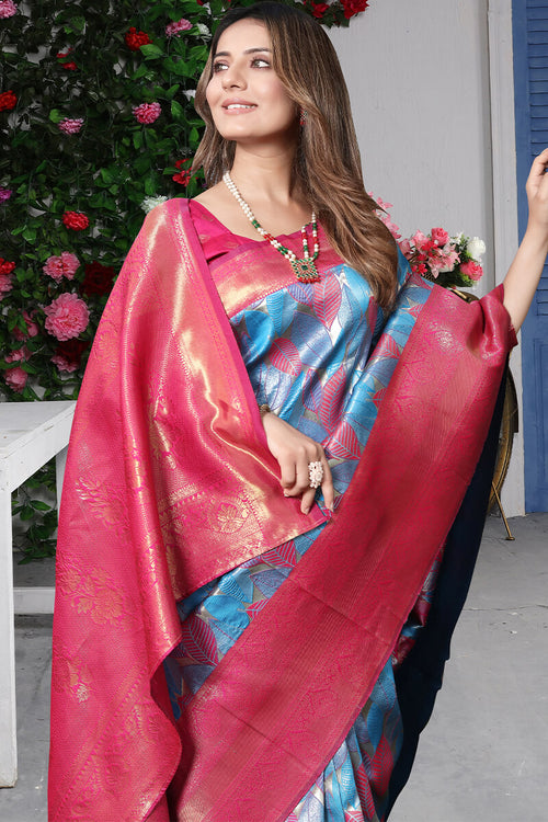 Load image into Gallery viewer, Fancifull Sky Kanjivaram Silk Saree With Twirling Blouse Piece
