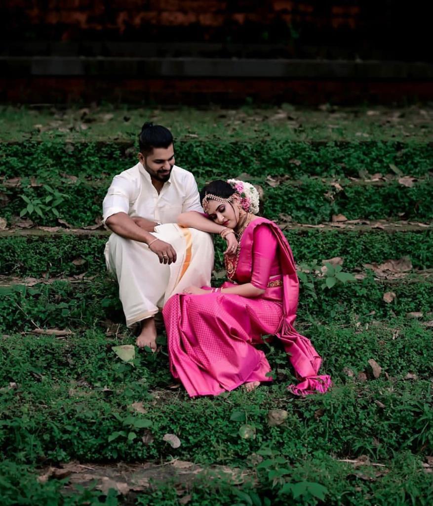 Lissome Dark Pink Soft Silk Saree With Epiphany Blouse Piece