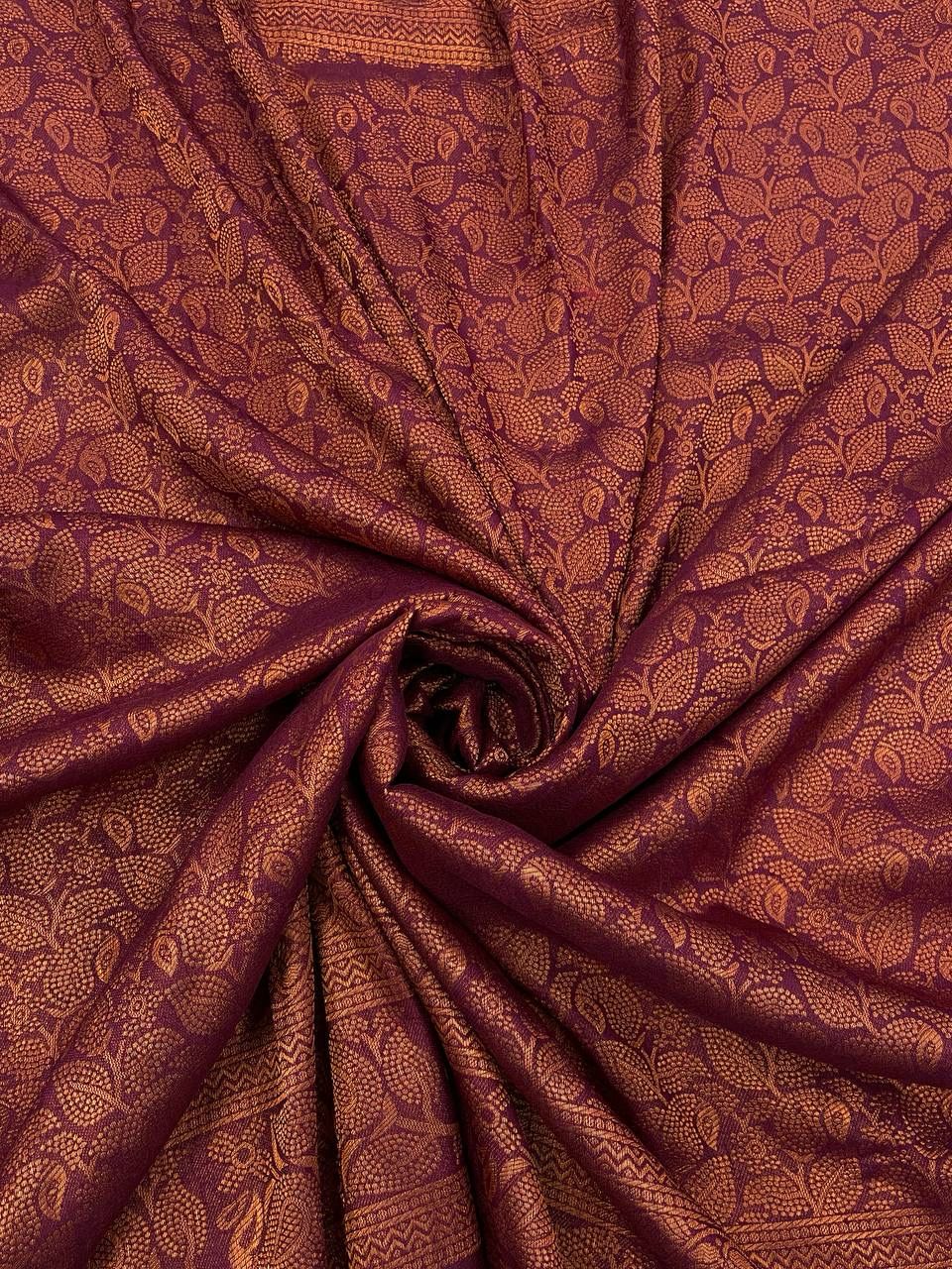 Scintilla Purple Kanjivaram Silk Saree with Engaging Blouse Piece