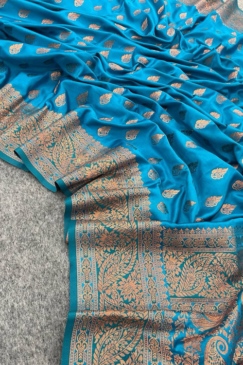 Load image into Gallery viewer, Pleasurable Firozi Soft Banarasi Silk Saree With Imbrication Blouse Piece
