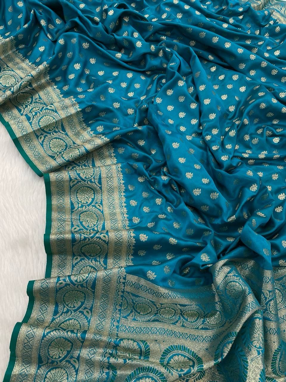 Fairytale Firozi Soft Banarasi Silk Saree With Ephemeral Blouse Piece