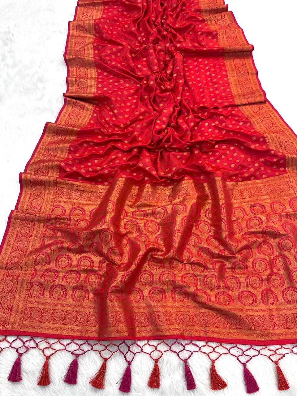 Bucolic Red Soft Banarasi Silk Saree With Angelic Blouse Piece