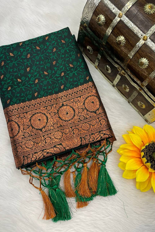 Load image into Gallery viewer, Flameboyant Dark Green Soft Banarasi Silk Saree With Exceptional Blouse Piece
