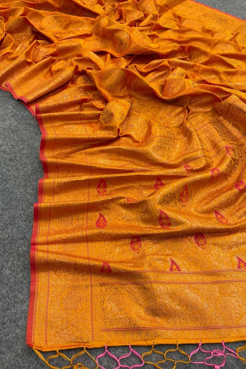 Load image into Gallery viewer, Supernal Mustard Kanjivaram Silk Saree With Panache Blouse Piece
