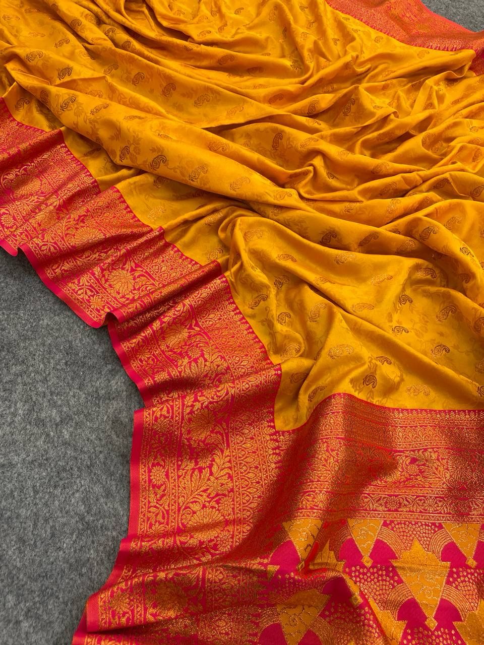 Mellifluous Yellow Soft Banarasi Silk Saree With Denouement Blouse Piece