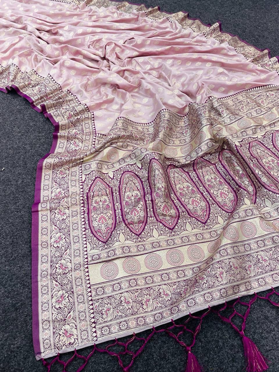 Dissemble Pink Soft Banarasi Silk Saree With Angelic Blouse Piece