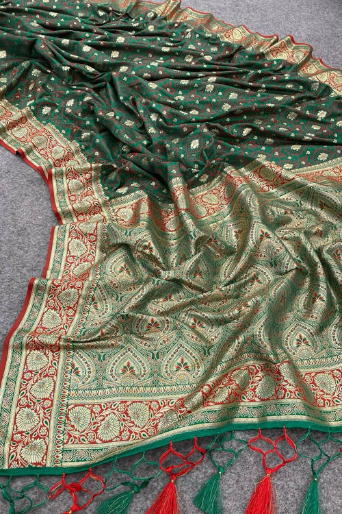 Load image into Gallery viewer, Murmurous Dark Green Soft Banarasi Silk Saree With Resplendent Blouse Piece
