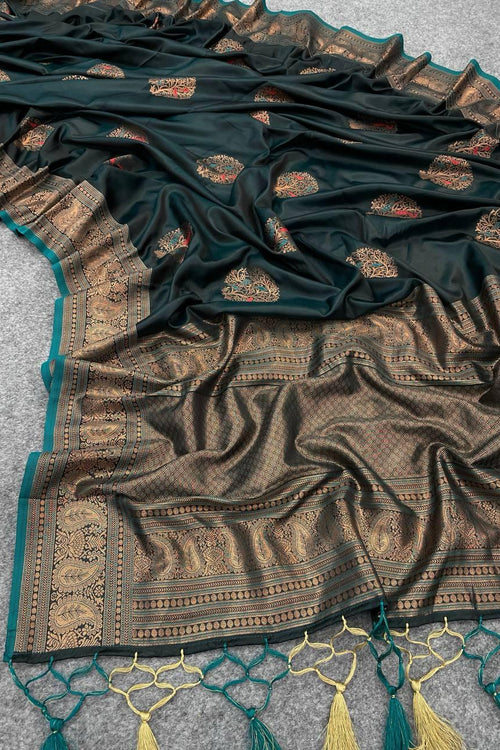 Load image into Gallery viewer, Conflate Rama Soft Banarasi Silk Saree With Opulent Blouse Piece
