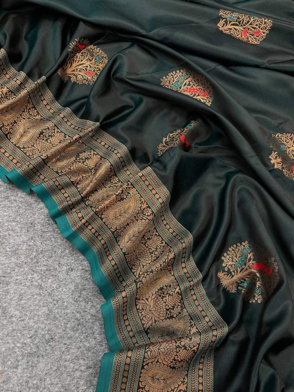 Conflate Rama Soft Banarasi Silk Saree With Opulent Blouse Piece