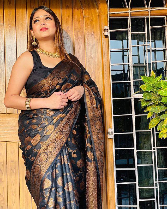 Palimpsest Black Soft Silk Saree With Magnetic Blouse Piece