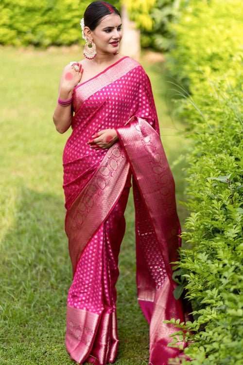 Load image into Gallery viewer, Attractive Dark Pink Soft Silk Saree With Classy Blouse Piece
