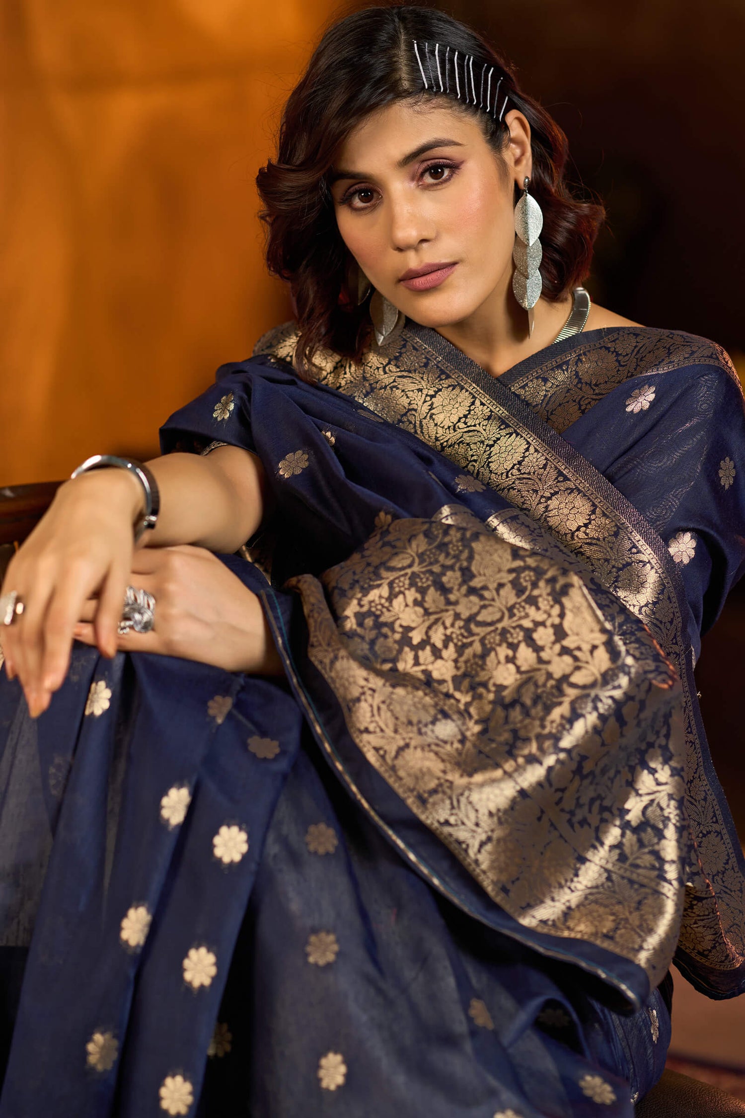 Enthralling Navy Blue Soft Banarasi Silk Saree With Ratatouille Blouse Piece