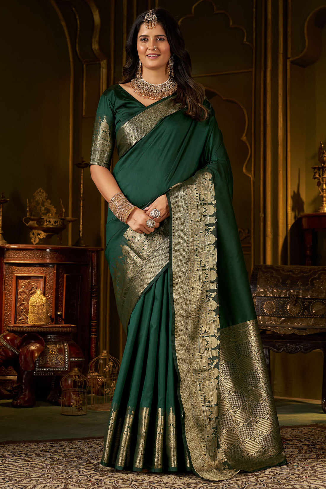 Blissful Dark Green Pure Banarasi Silk Saree With Capricious Blouse Piece