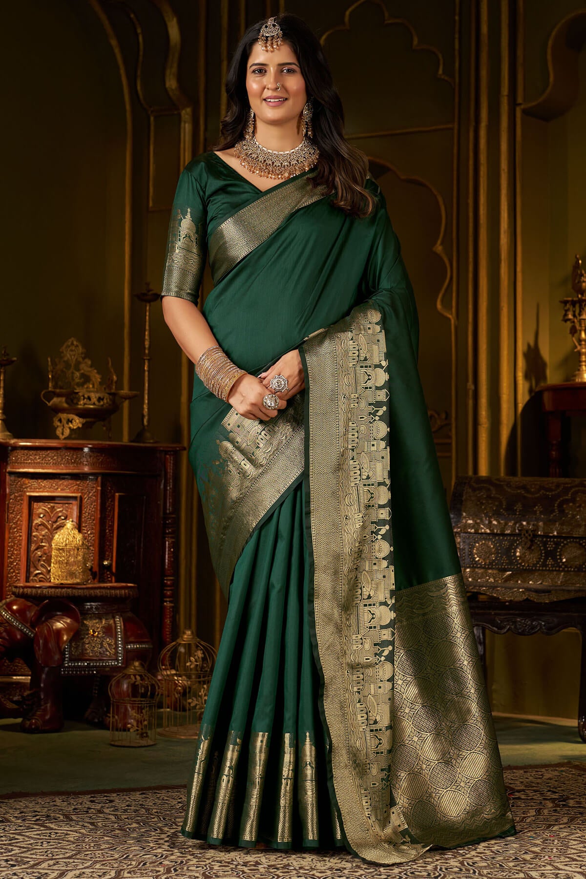 Blissful Dark Green Pure Banarasi Silk Saree With Capricious Blouse Piece
