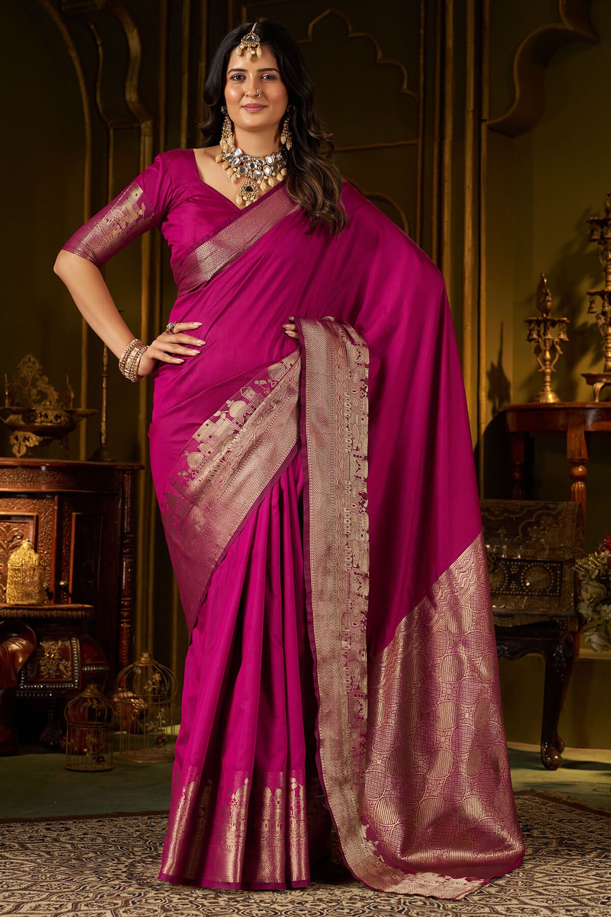 Eclat Magenta Pure Banarasi Silk Saree With Adorable Blouse Piece