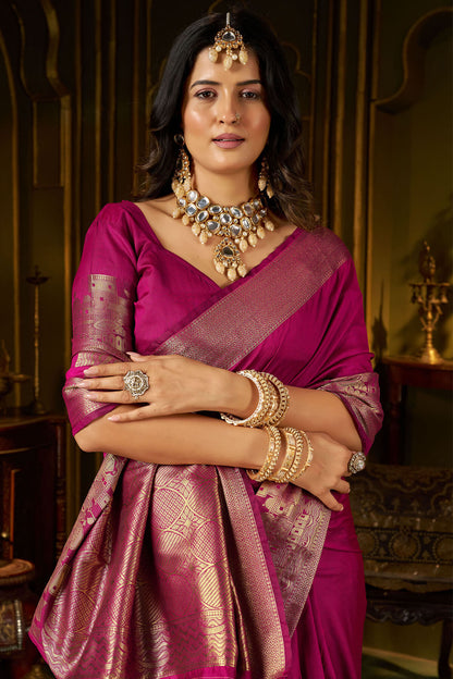 Eclat Magenta Pure Banarasi Silk Saree With Adorable Blouse Piece