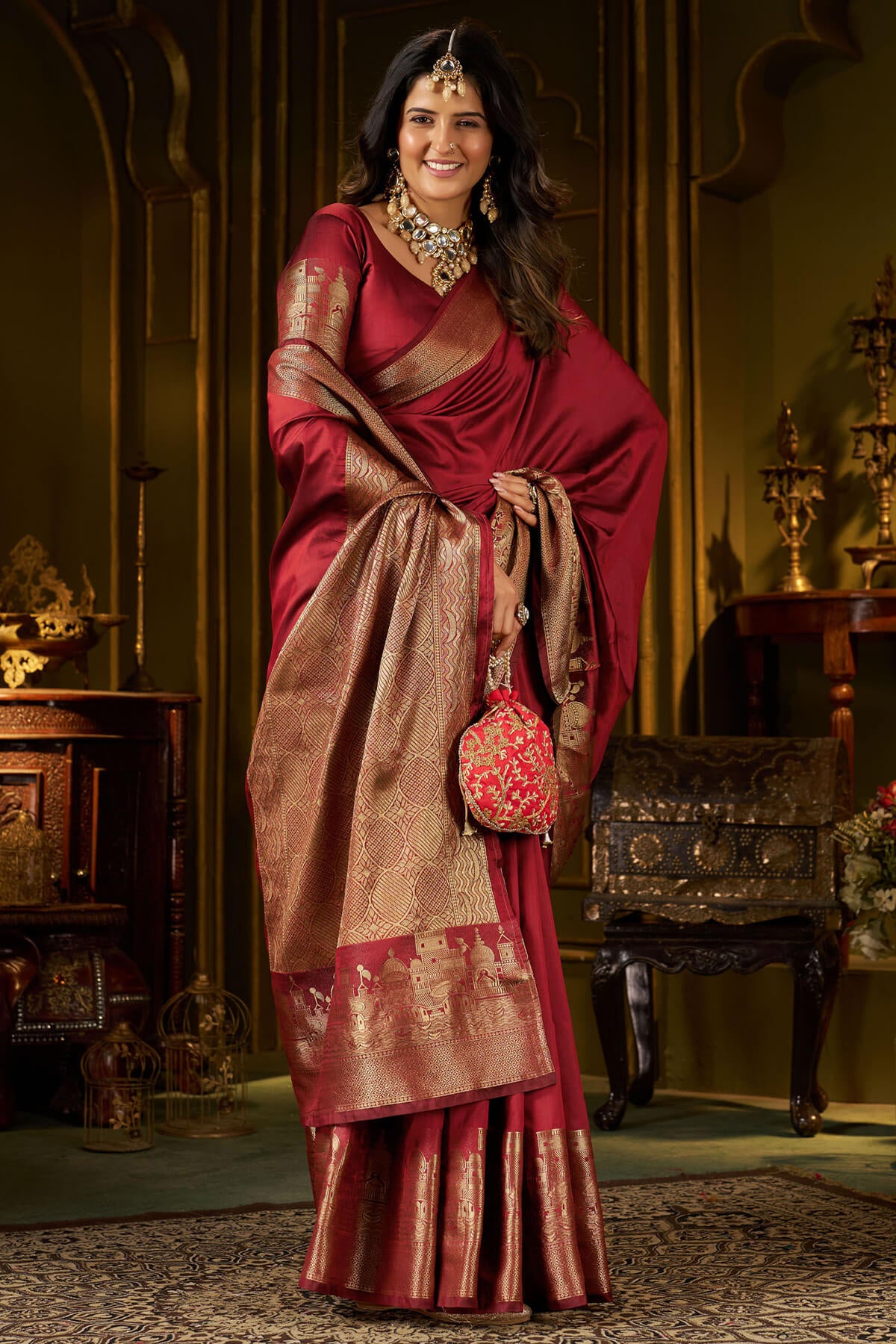 Tantalizing Maroon Pure Banarasi Silk Saree With Grandiose Blouse Piece