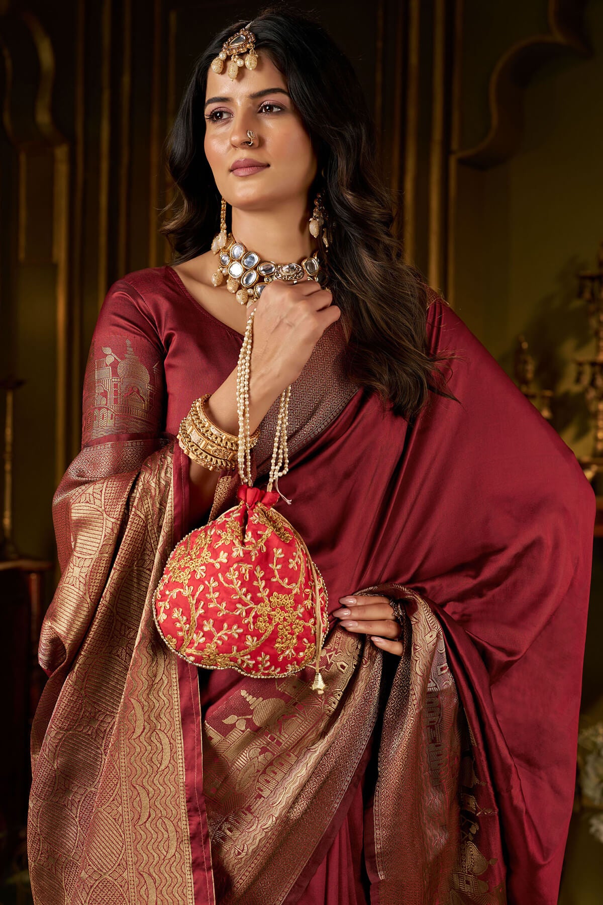 Tantalizing Maroon Pure Banarasi Silk Saree With Grandiose Blouse Piece