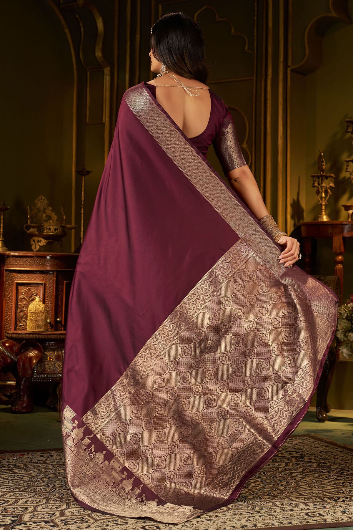 Scrupulous Wine Pure Banarasi Silk Saree With Opulent Blouse Piece