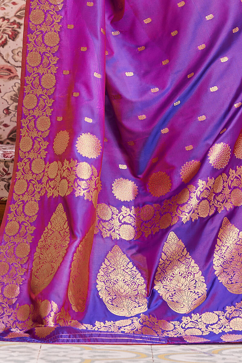 Artistic Purple Soft Banarasi Silk Saree With Dissemble Blouse Piece