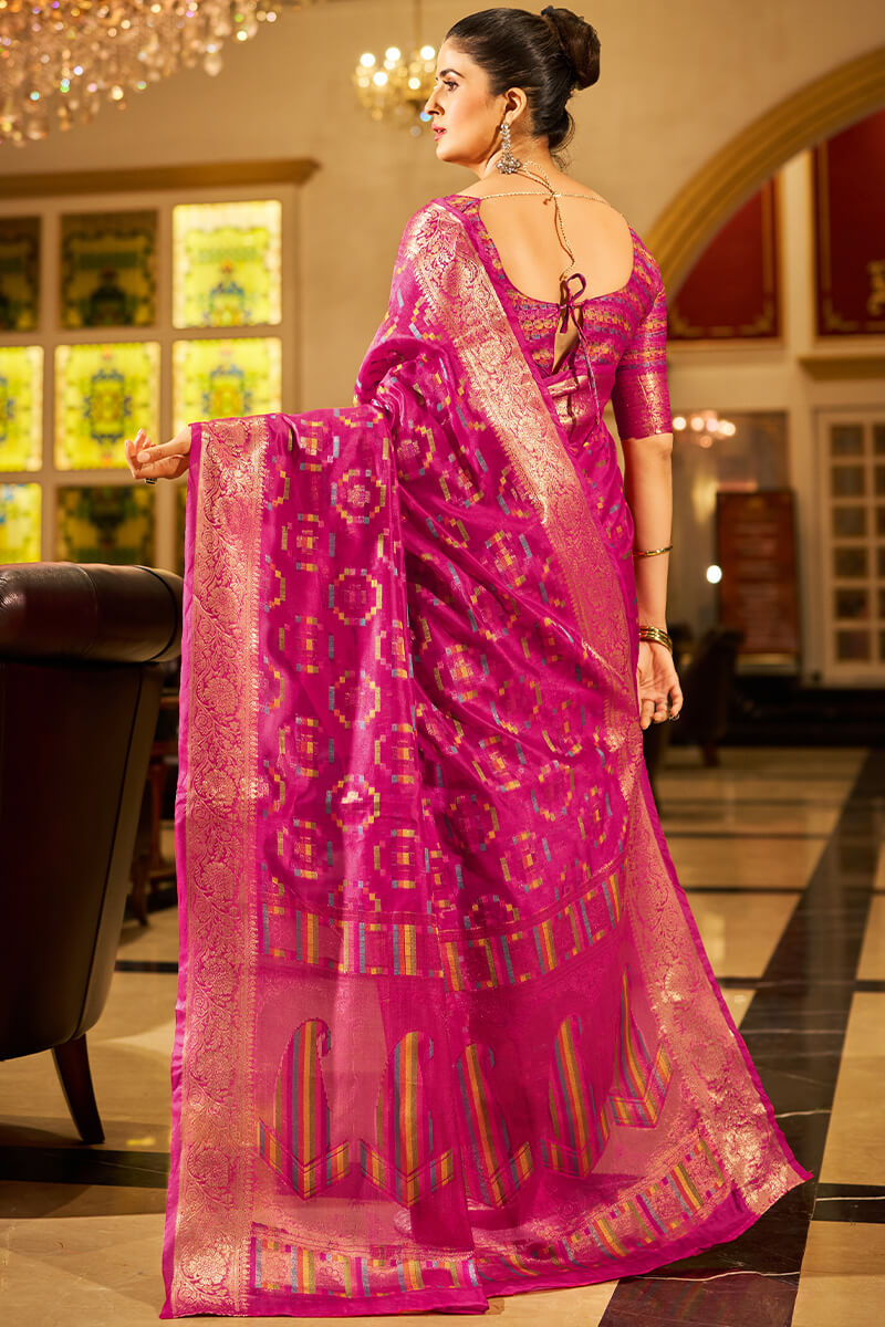 Classy Magenta Organza Silk Saree With Dulcet Blouse Piece