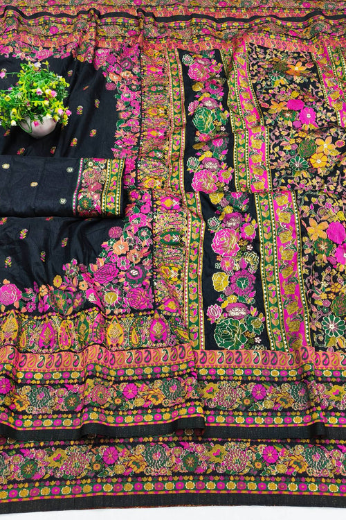 Load image into Gallery viewer, Palimpsest Black Nylon Dola Pashmina Saree With Classy Blouse Piece
