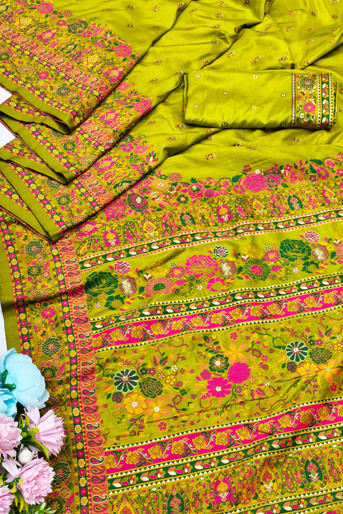 Load image into Gallery viewer, Ethnic Mehandi Nylon Dola Pashmina Saree With Quixotic Blouse Piece
