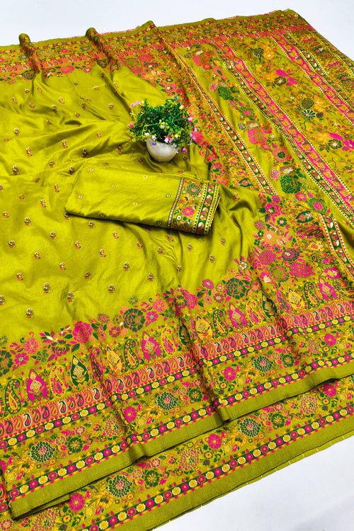 Load image into Gallery viewer, Ethnic Mehandi Nylon Dola Pashmina Saree With Quixotic Blouse Piece
