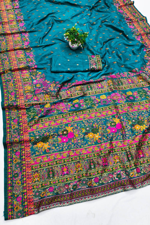 Load image into Gallery viewer, Pretty Rama Nylon Dola Pashmina Saree With Piquant Blouse Piece
