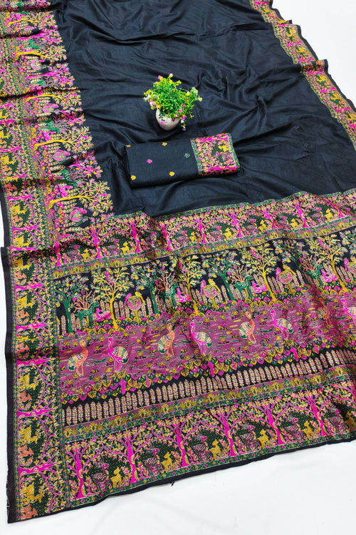 Load image into Gallery viewer, Divine Black Nylon Dola Pashmina Saree With Glowing Blouse Piece
