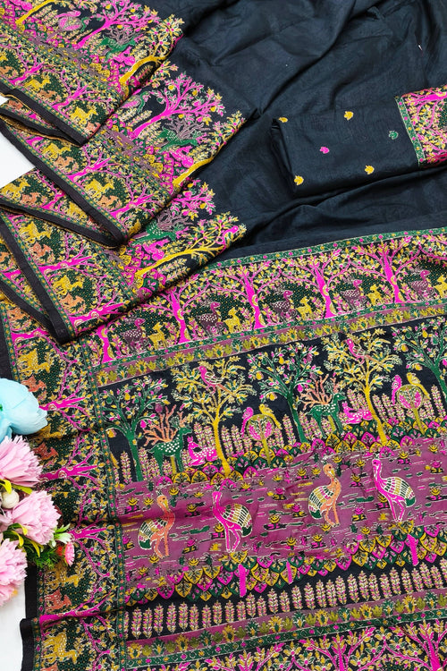 Load image into Gallery viewer, Divine Black Nylon Dola Pashmina Saree With Glowing Blouse Piece
