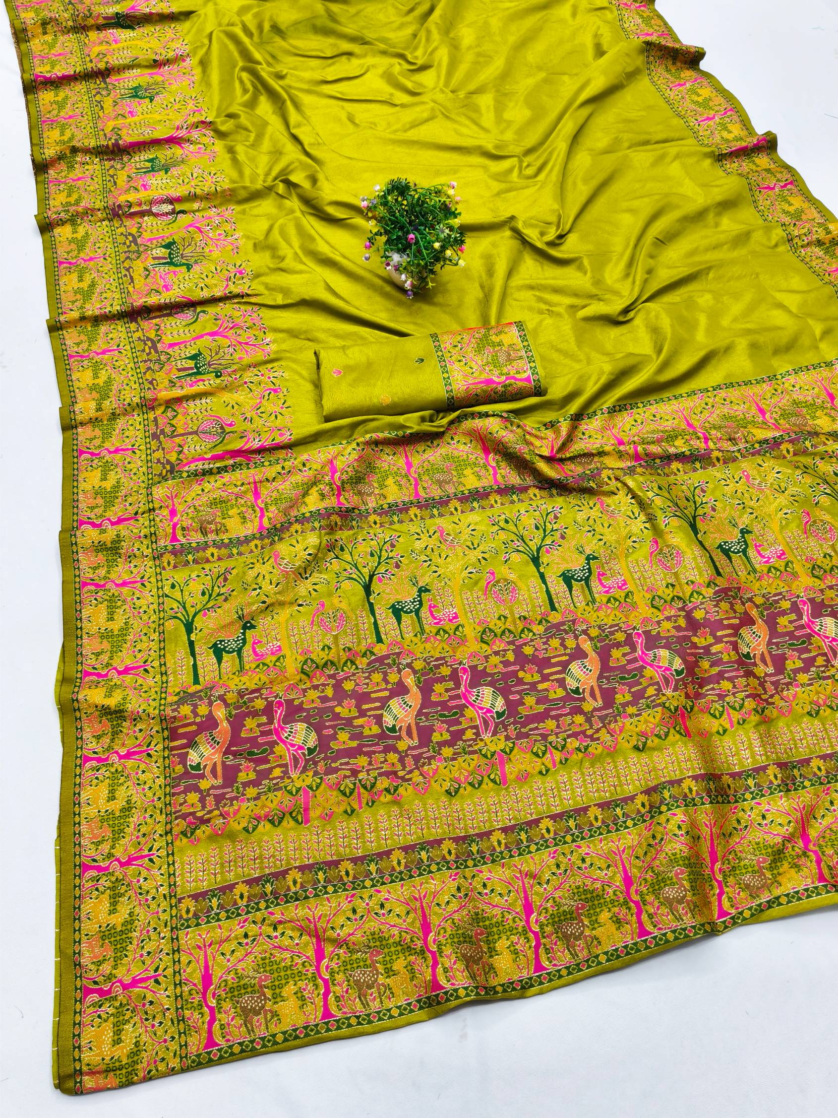 Enamoring Mehandi Nylon Dola Pashmina Saree With Surpassing Blouse Piece