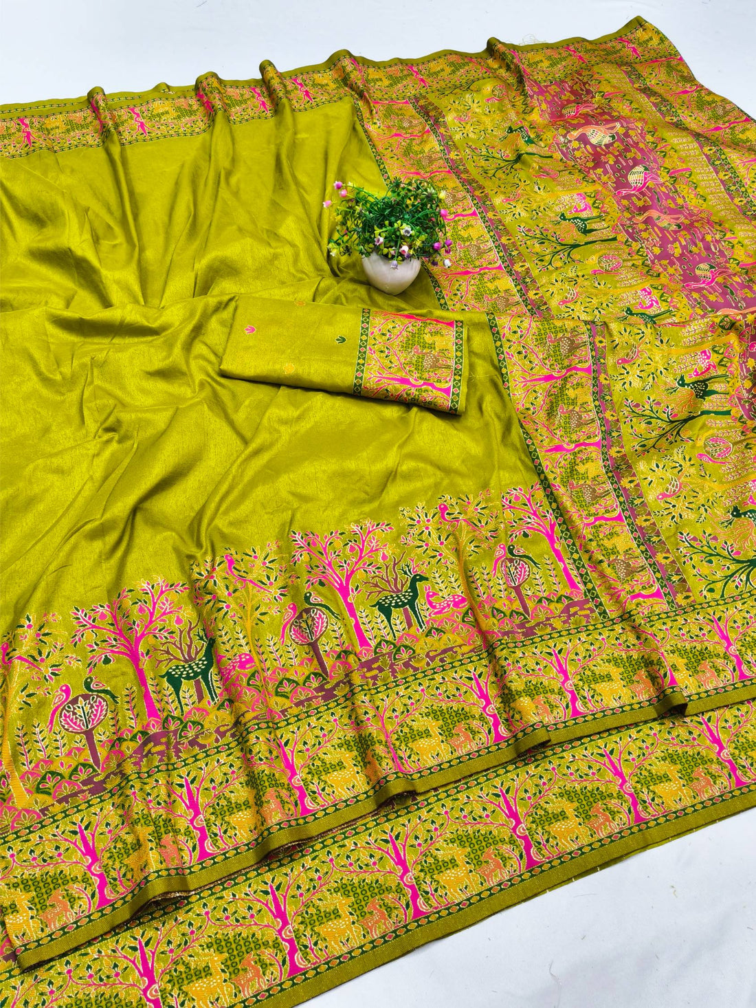 Enamoring Mehandi Nylon Dola Pashmina Saree With Surpassing Blouse Piece