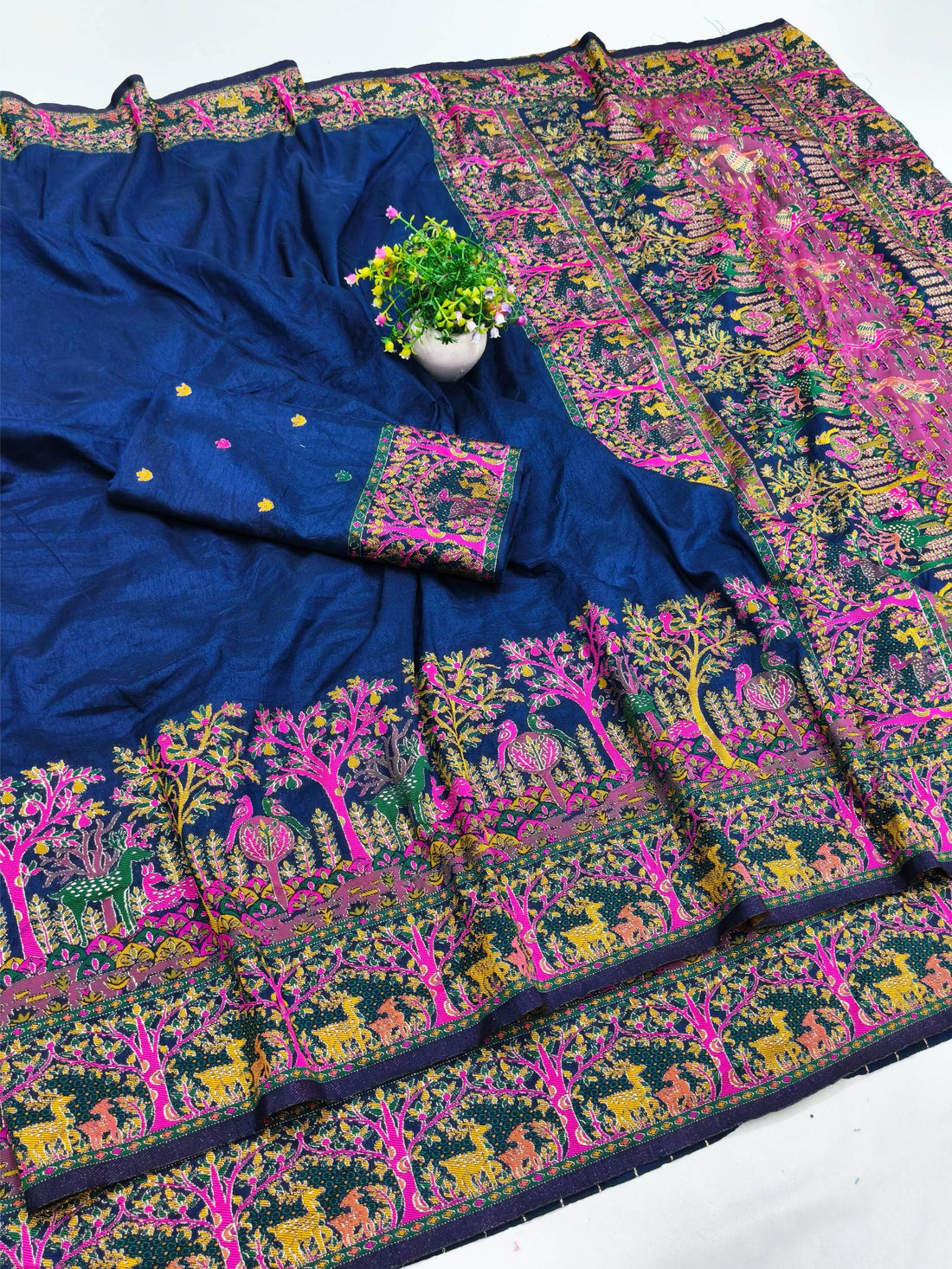 Symmetrical Navy Blue Nylon Dola Pashmina Saree With Propinquity Blouse Piece