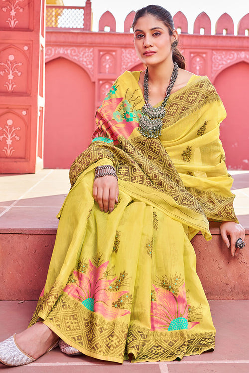 Load image into Gallery viewer, Splendiferous Yellow Cotton Silk Saree With Luxuriant Blouse Piece
