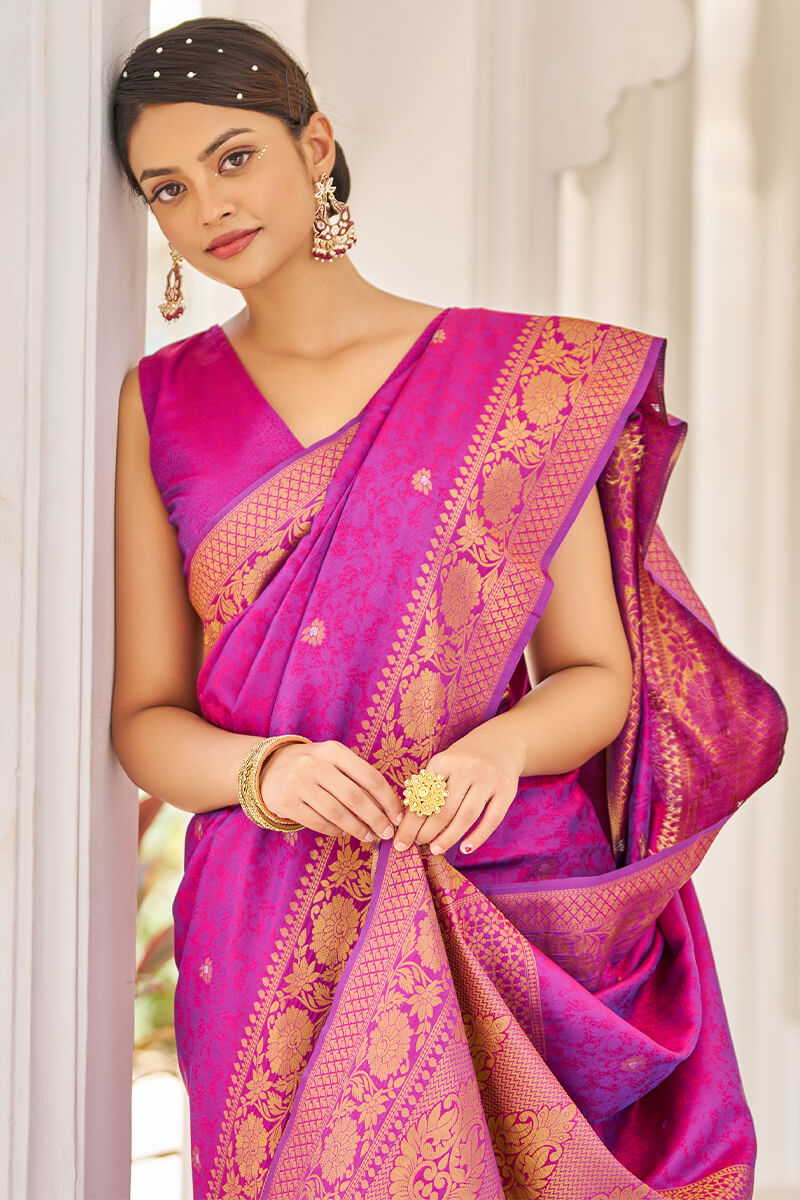 Traditional Purple Kanjivaram Silk Saree With Inspiring Blouse Piece