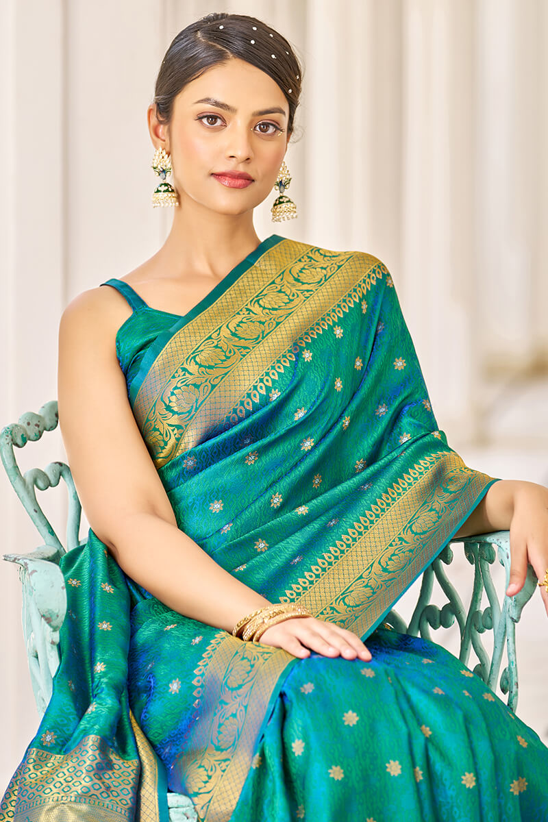 Preferable Rama Kanjivaram Silk Saree With Majesty Blouse Piece