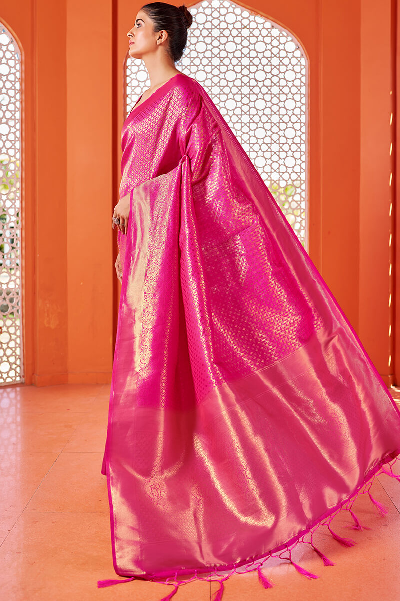 Beautiful Dark Pink Kanjivaram Silk Saree With Captivating Blouse Piece