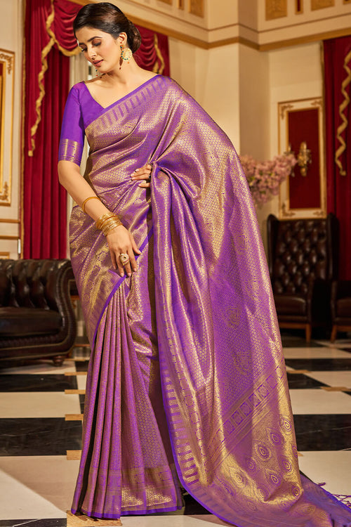 Load image into Gallery viewer, Inspiring Purple Kanjivaram Silk Saree With Divine Blouse Piece
