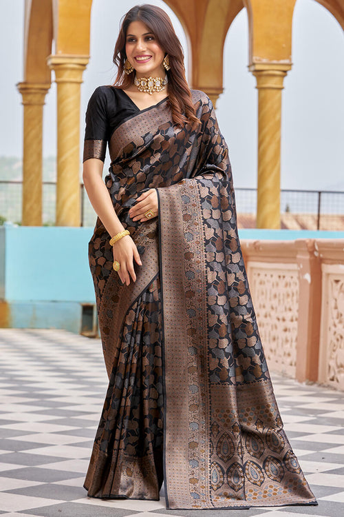 Load image into Gallery viewer, Beautiful Black Kanjivaram Silk Saree With Divine Blouse Piece
