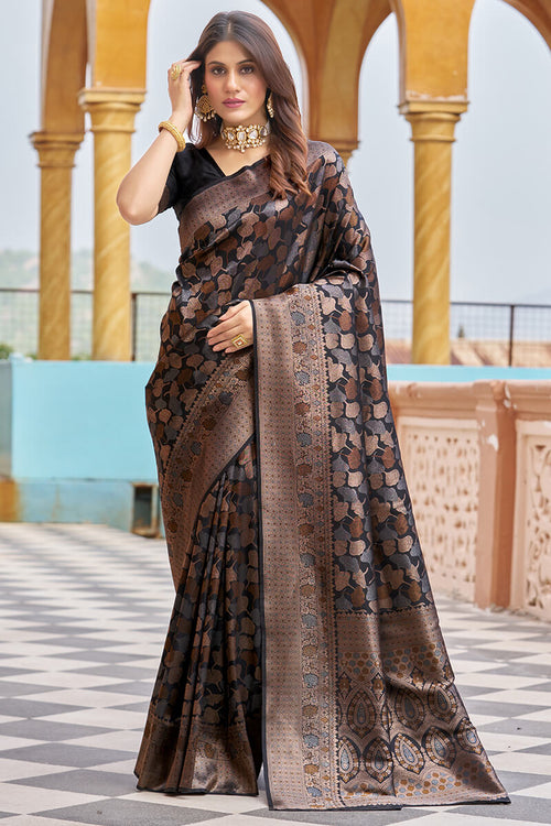 Load image into Gallery viewer, Beautiful Black Kanjivaram Silk Saree With Divine Blouse Piece
