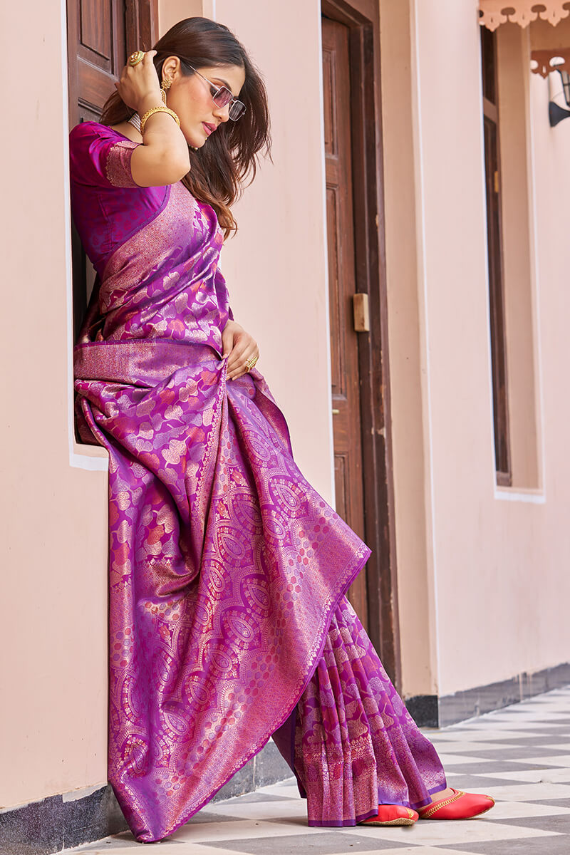 Inspiring Purple Kanjivaram Silk Saree With Desuetude Blouse Piece