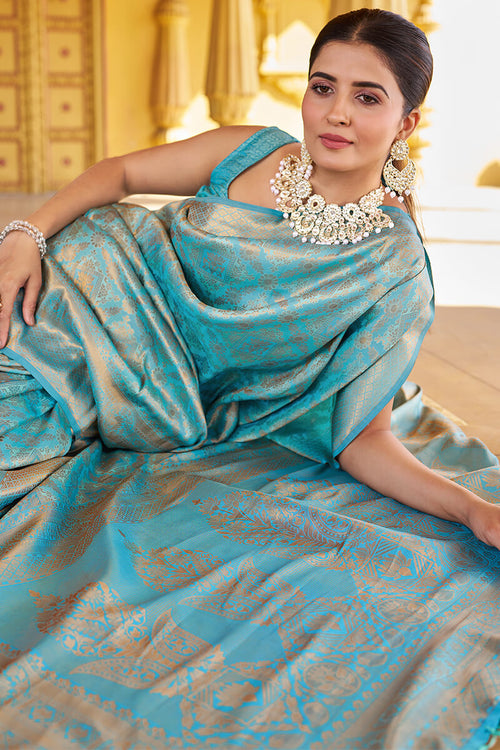 Load image into Gallery viewer, Comely Firozi Kanjivaram Silk Saree With Epiphany Blouse Piece
